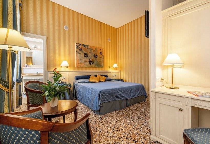 Superior Kamer, Bella Venezia