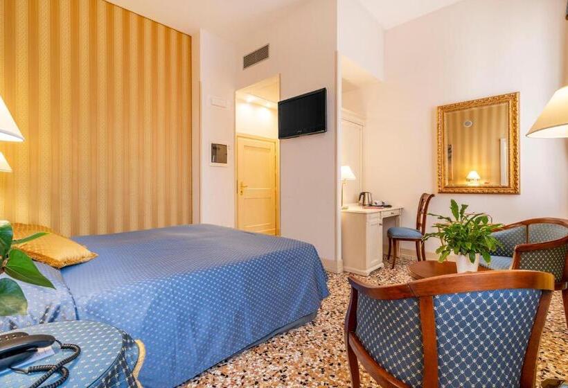 Superior Kamer, Bella Venezia