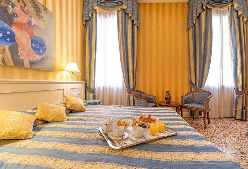 Deluxe Kamer met Uitzicht, Bella Venezia