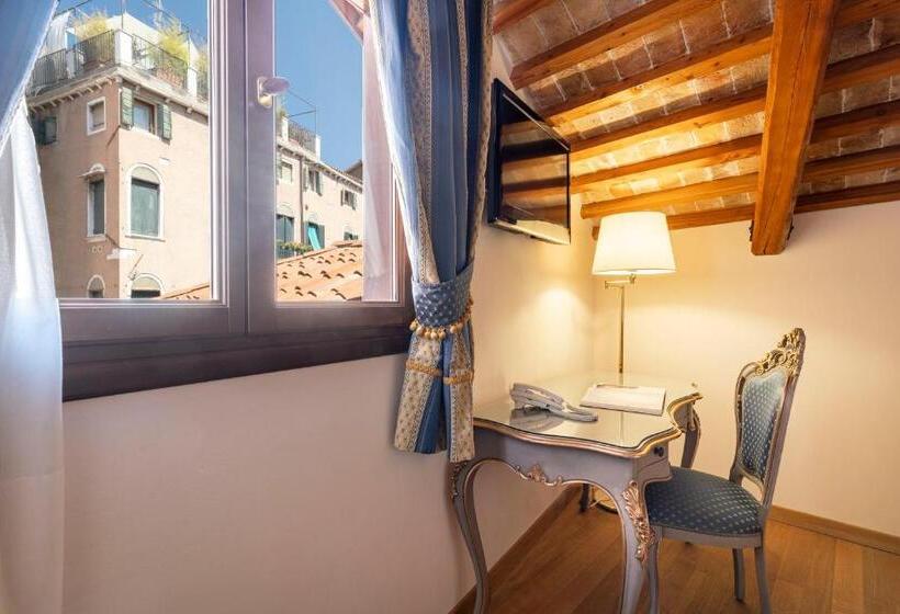 Suite met Uitzicht, Bella Venezia