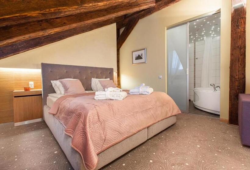 سوییت, Bern Boutique