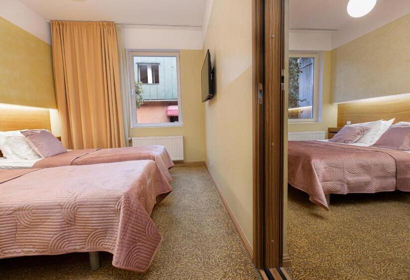 اتاق خانوادگی, Bern Boutique