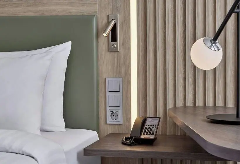 اتاق لوکس, Courtyard By Marriott Berlin City Center