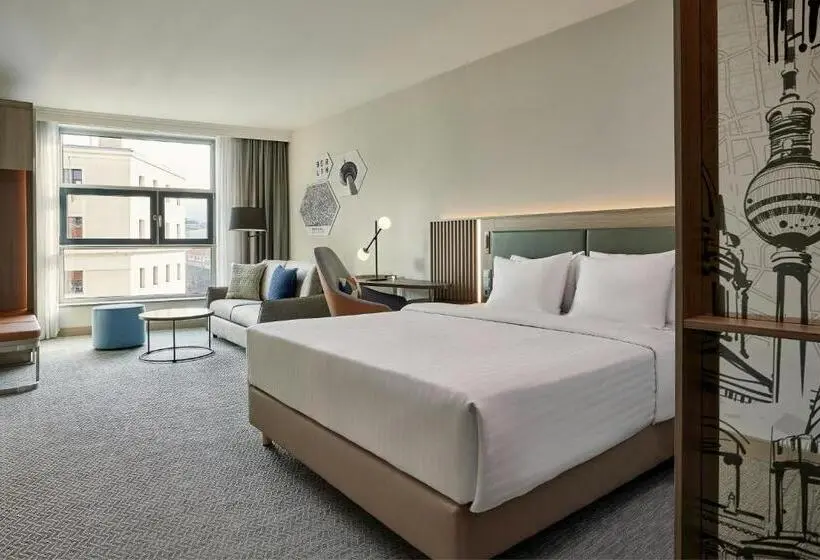 اتاق سوپریور با تخت بزرگ, Courtyard By Marriott Berlin City Center