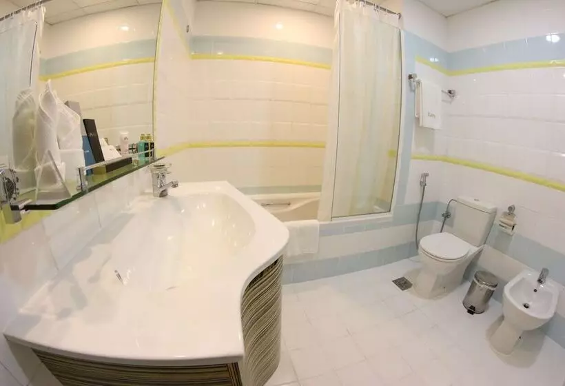 سوئیت 2 خوابه, Elite Seef Residence And