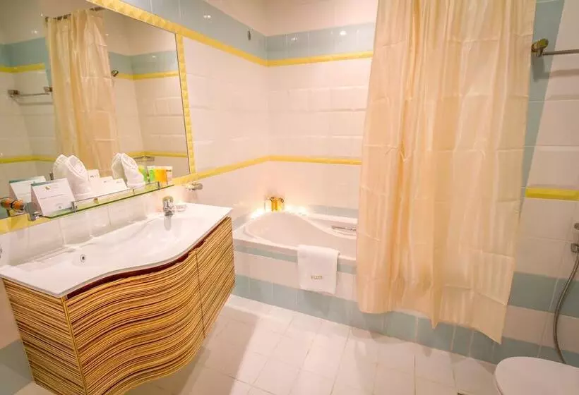 3 Bedroom Suite, Elite Seef Residence And