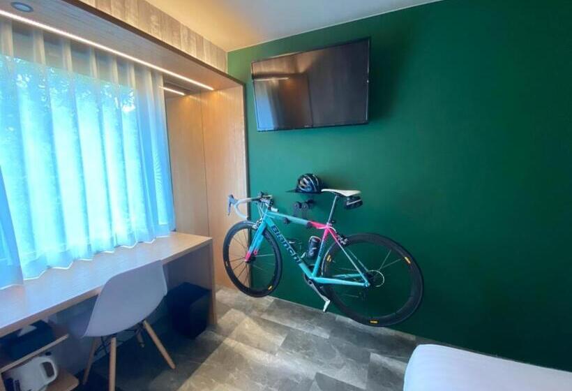 غرفة قياسية, En Hotel Hiroshima