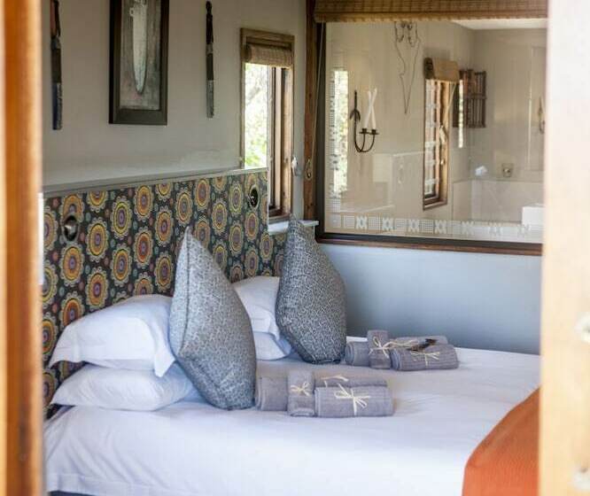 家庭套房, Hog Hollow Country Lodge