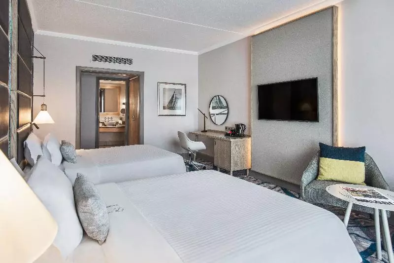 اتاق سوپریور, Le Suffren Hotel & Marina