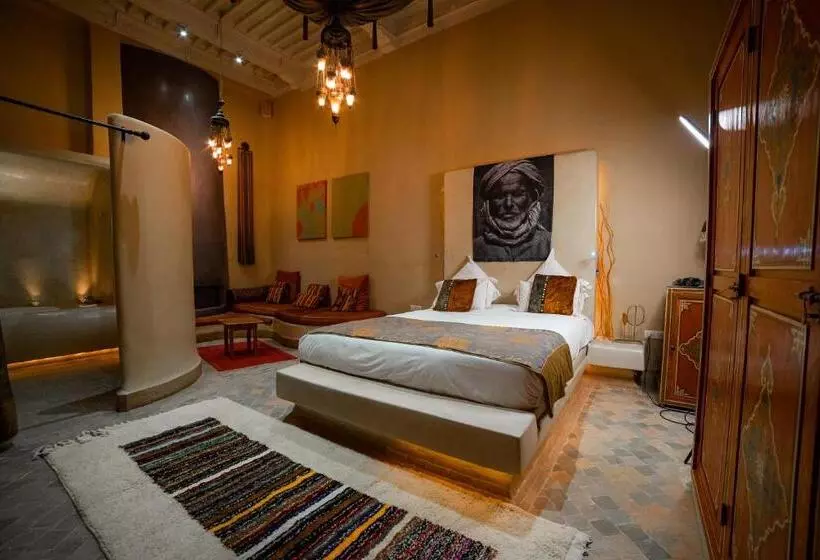 سوئیت مستر, Maison Mk Adults Only Music Riad