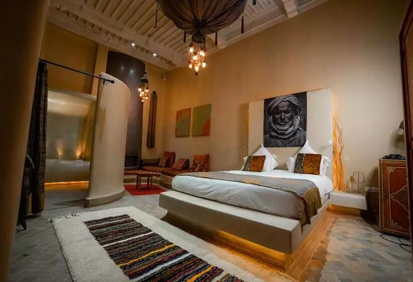 سوئیت مستر, Maison Mk Adults Only Music Riad