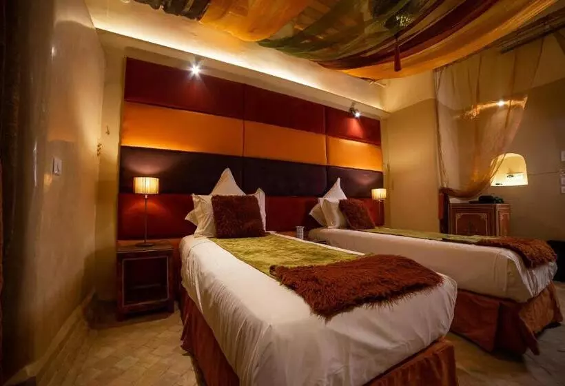 سوییت جونیور, Maison Mk Adults Only Music Riad