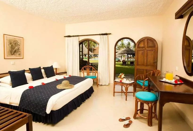 اتاق لوکس با بالکن و چشم‌انداز دریا, Neptune Paradise Beach Resort & Spa   All Inclusive