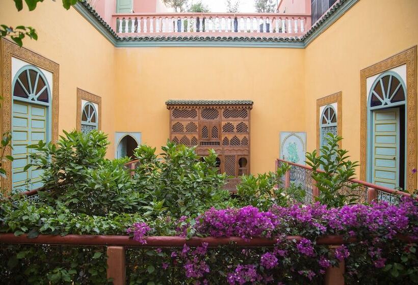 Standart Oda, Ryad El Borj