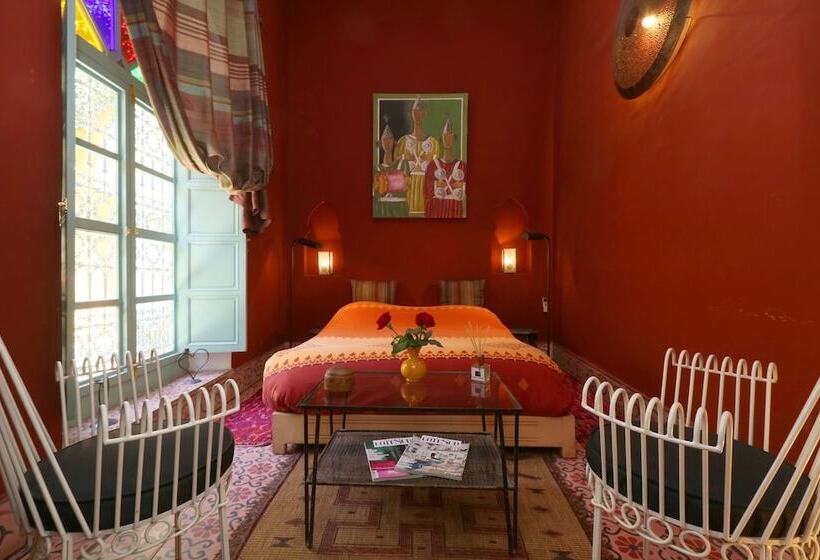 Standart Oda, Ryad El Borj