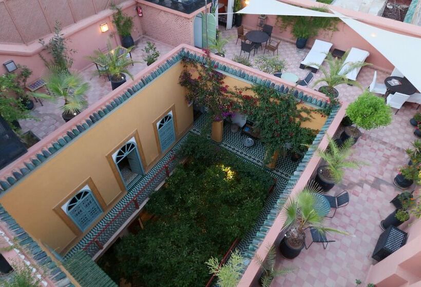 Şehir Manzaralı Lüks Oda, Ryad El Borj