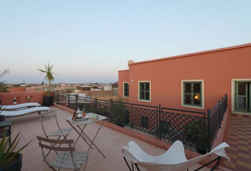 Habitación Superior Vista Ciudad, Ryad El Borj