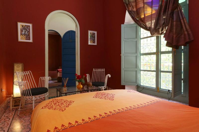 Standart Oda, Ryad El Borj