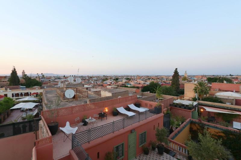 Standart Oda, Ryad El Borj