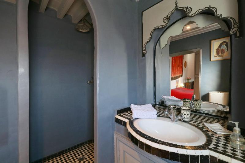 Standart Oda, Ryad El Borj