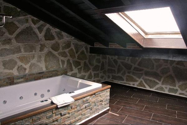 جناح جونيور, Spa Villa De Mogarraz