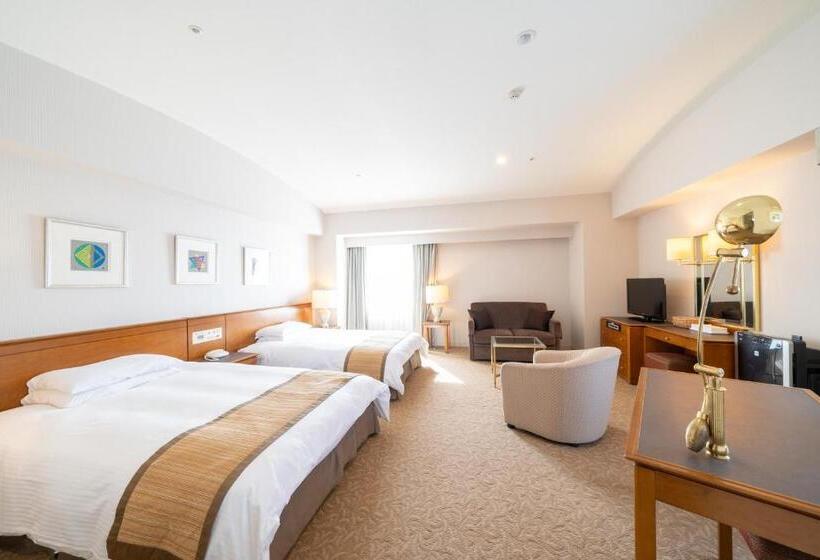 غرفة قياسية مطلّة علي البحر, Terrace The Square Hitachi