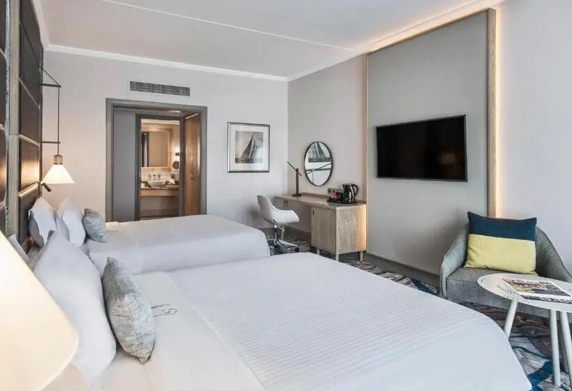 اتاق سوپریور, Le Suffren Hotel & Marina