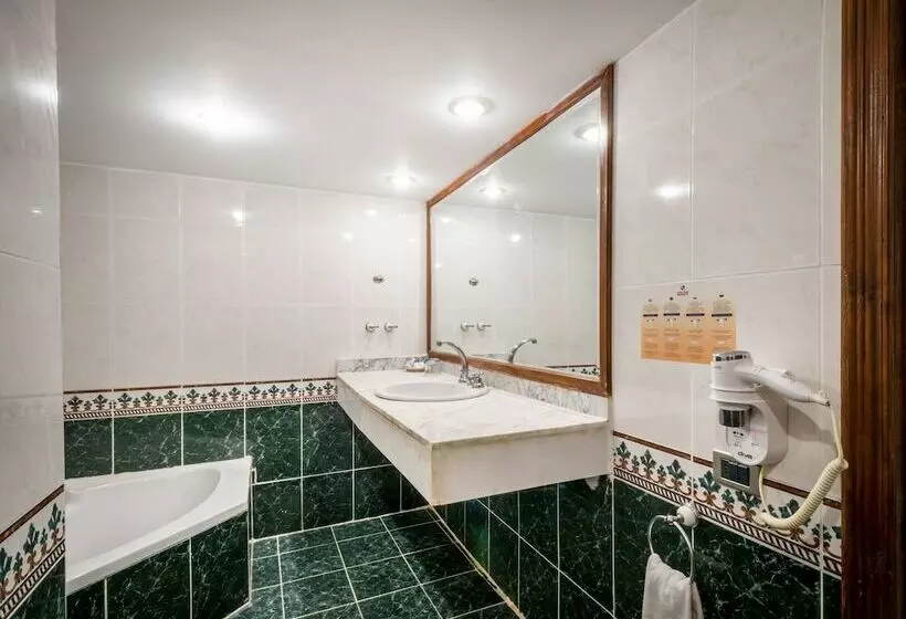 سوییت جونیور با چشم‌انداز دریا, Sunny Days Palma de Mirette Resort & Spa