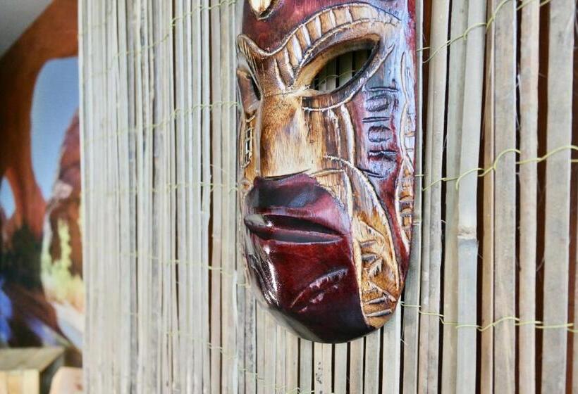 חדר דלוקס לשלושה, Ahr Hotel Villa Alighieri