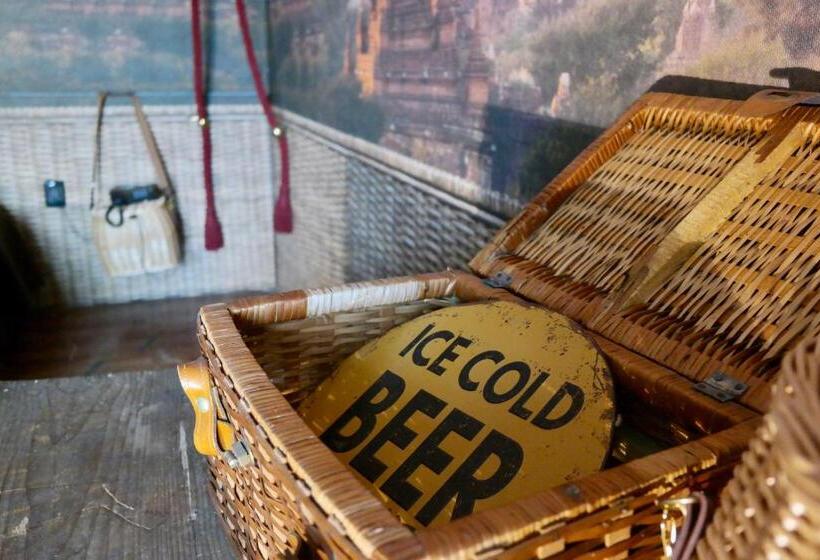 חדר דלוקס לשלושה, Ahr Hotel Villa Alighieri