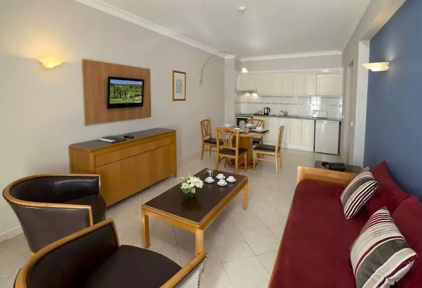 آپارتمان 1 خوابه با چشمانداز استخر, Aparthotel Paladim & Alagoamar