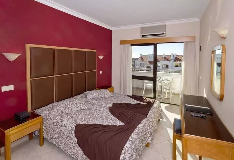 آپارتمان 1 خوابه با چشمانداز استخر, Aparthotel Paladim & Alagoamar