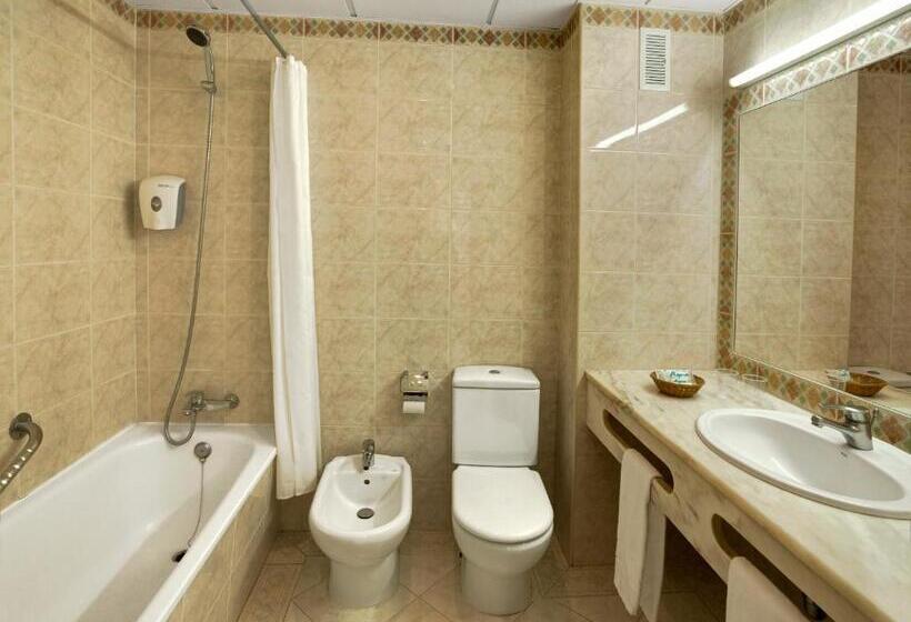 带城市景观带一个卧室的公寓, Aparthotel Paladim & Alagoamar