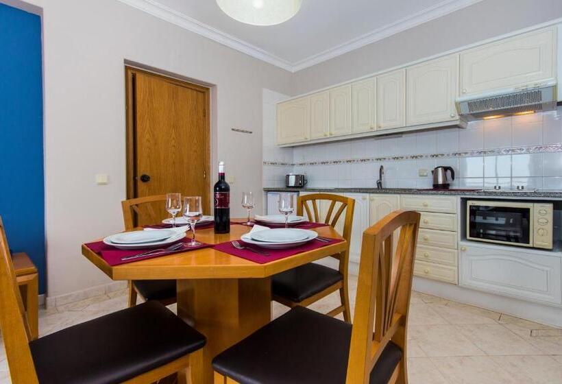 带城市景观带一个卧室的公寓, Aparthotel Paladim & Alagoamar