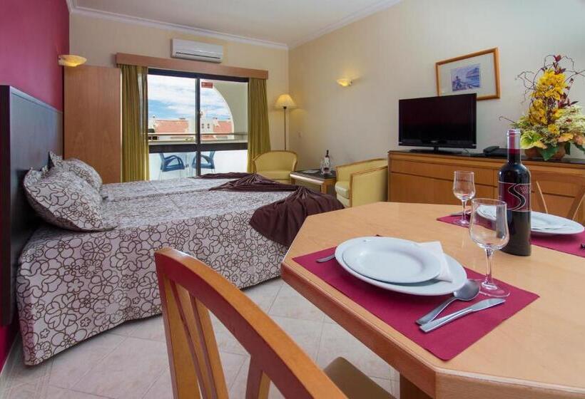 带城市景观的标准工作室, Aparthotel Paladim & Alagoamar