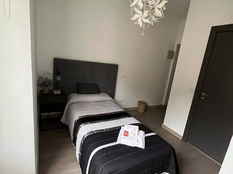 اتاق استاندارد یک نفره, Hostal Inter Plaza Mayor Auto Check In