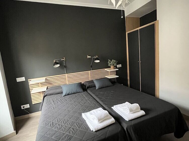 اتاق استاندارد, Hostal Inter Plaza Mayor Auto Check In