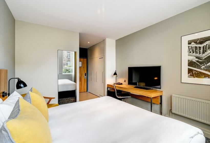 Номер Стандарт, Apex Grassmarket