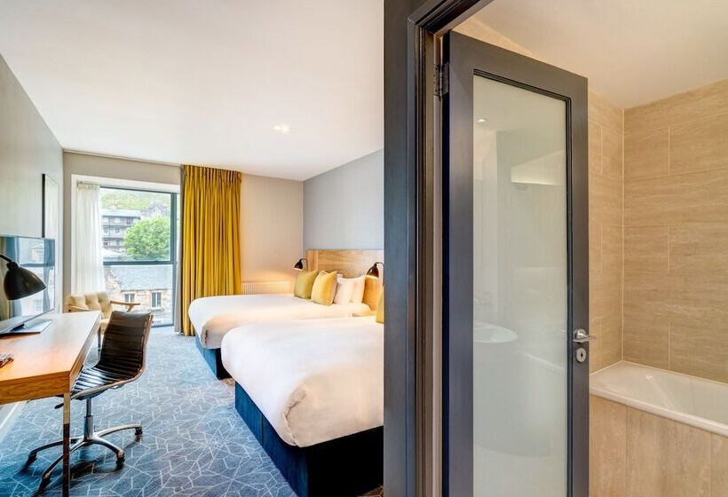 Семейный Номер, Apex Grassmarket