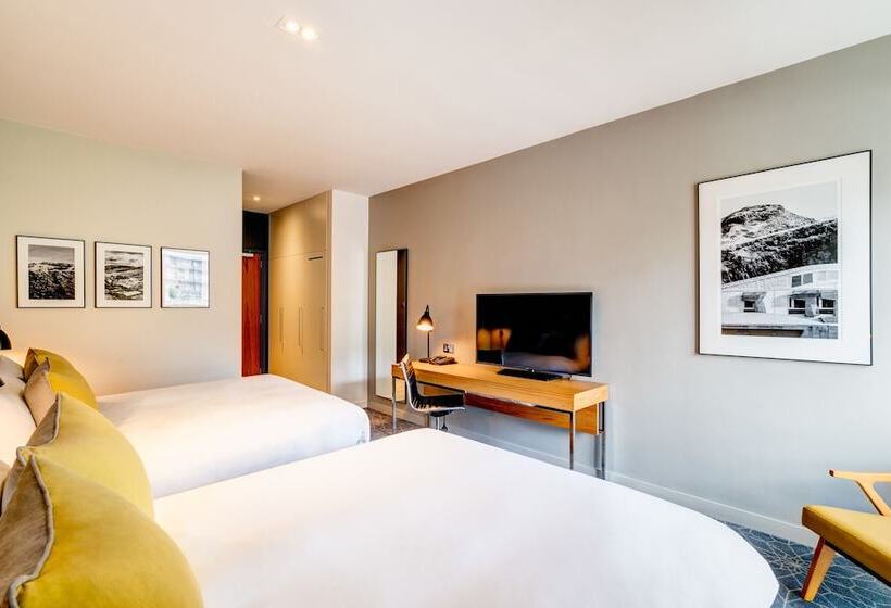 Семейный Номер, Apex Grassmarket