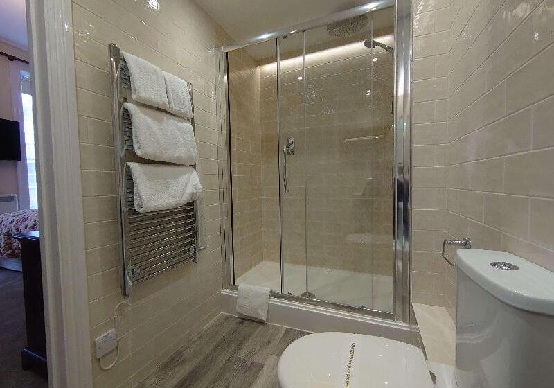 Номер Стандарт, Apex Grassmarket