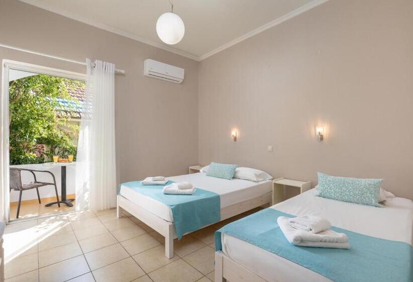 Classic room with balcony, Bella Vista Beach