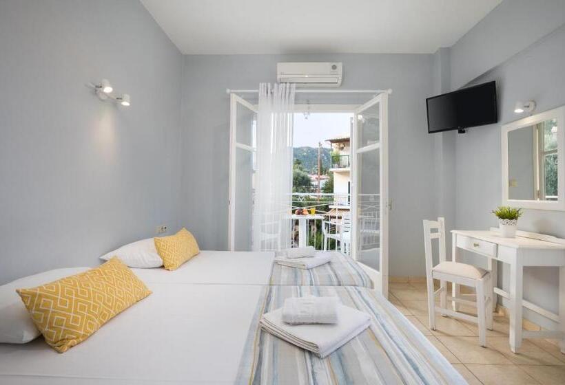 スーペリアスタジオ, Bella Vista Beach