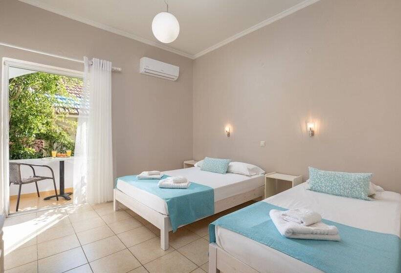 Classic room with balcony, Bella Vista Beach