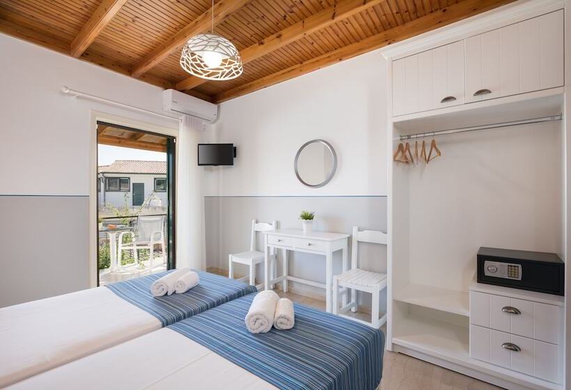 Comfort studio with balcony, Bella Vista Beach