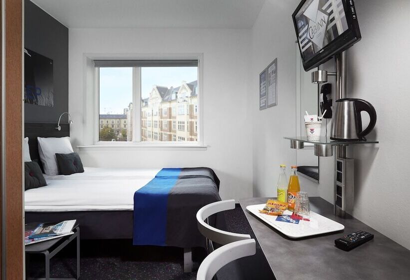 חדר סטנדרט, Cabinn City