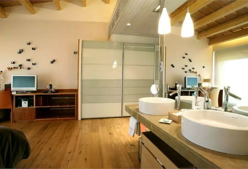 اتاق استاندارد, Can Bonastre Wine Resort, The Originals Relais