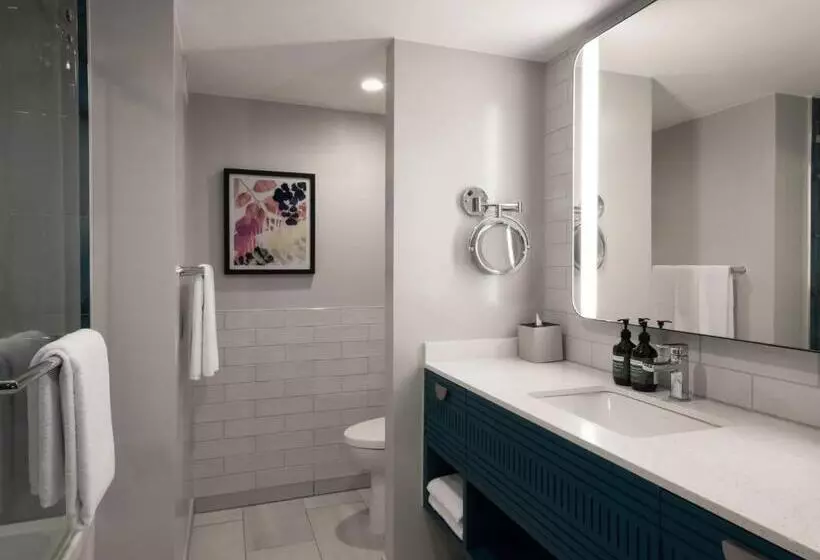 اتاق پرمیوم, Crowne Plaza Resort Guam