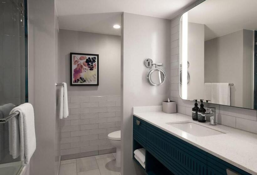 חדר פרמיום, Crowne Plaza Resort Guam