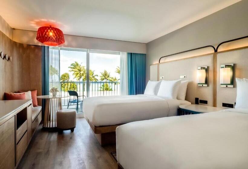 חדר פרמיום נוף לגינה, Crowne Plaza Resort Guam